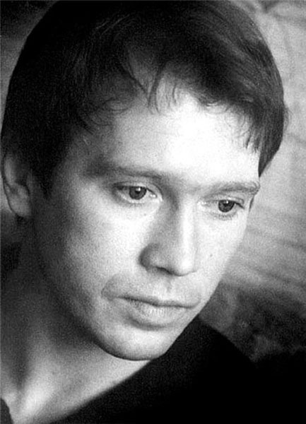 Евгений Миронов. Портрет актёра с сайта http://www.liveinternet.ru/users/kakula/post301433985/