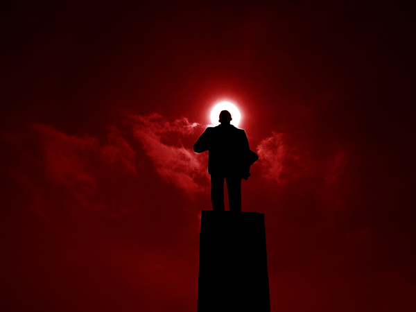 Иллюстрация. Название: «Ленин теперь…». Автор: Фисенко Дмитрий. Источник: http://www.photosight.ru/photos/4461363/