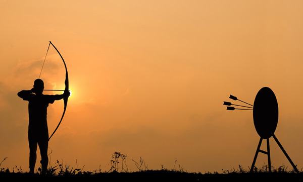 . : Butsaya. : « ». : https://www.shutterstock.com/ru/image-photo/silhouette-archery-shoots-bow-target-sunset-182571026