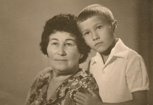 Николай Лебедев с бабушкой Александрой
