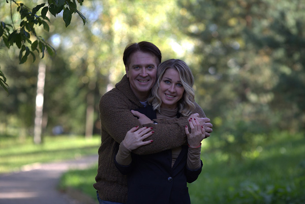 Денис Матросов с женой Ольгой
