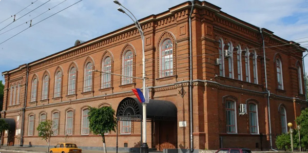    .  : https://www.culture.ru/institutes/11658/tambovskaya-oblastnaya-kartinnaya-galereya